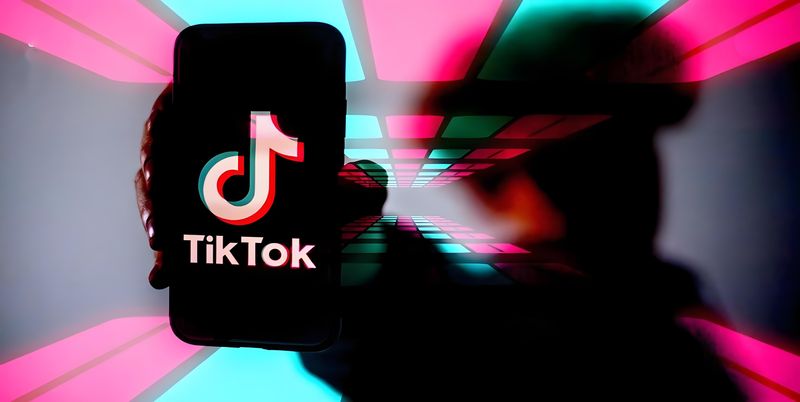 12.10 tiktok