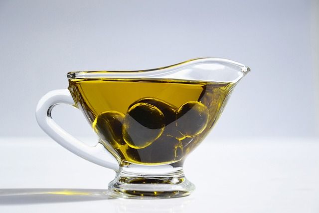 olive-oil-3326703_640